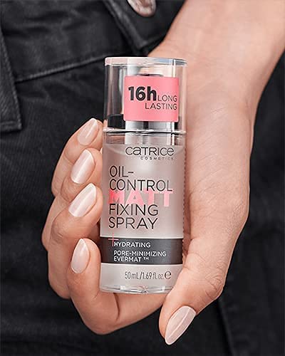Catrice | Oil Control Matt Fixing Spray | Minimizes Visibility of Pores | Sets Makeup for 18 hours | Mattifying | Vegan & Cruelty Free