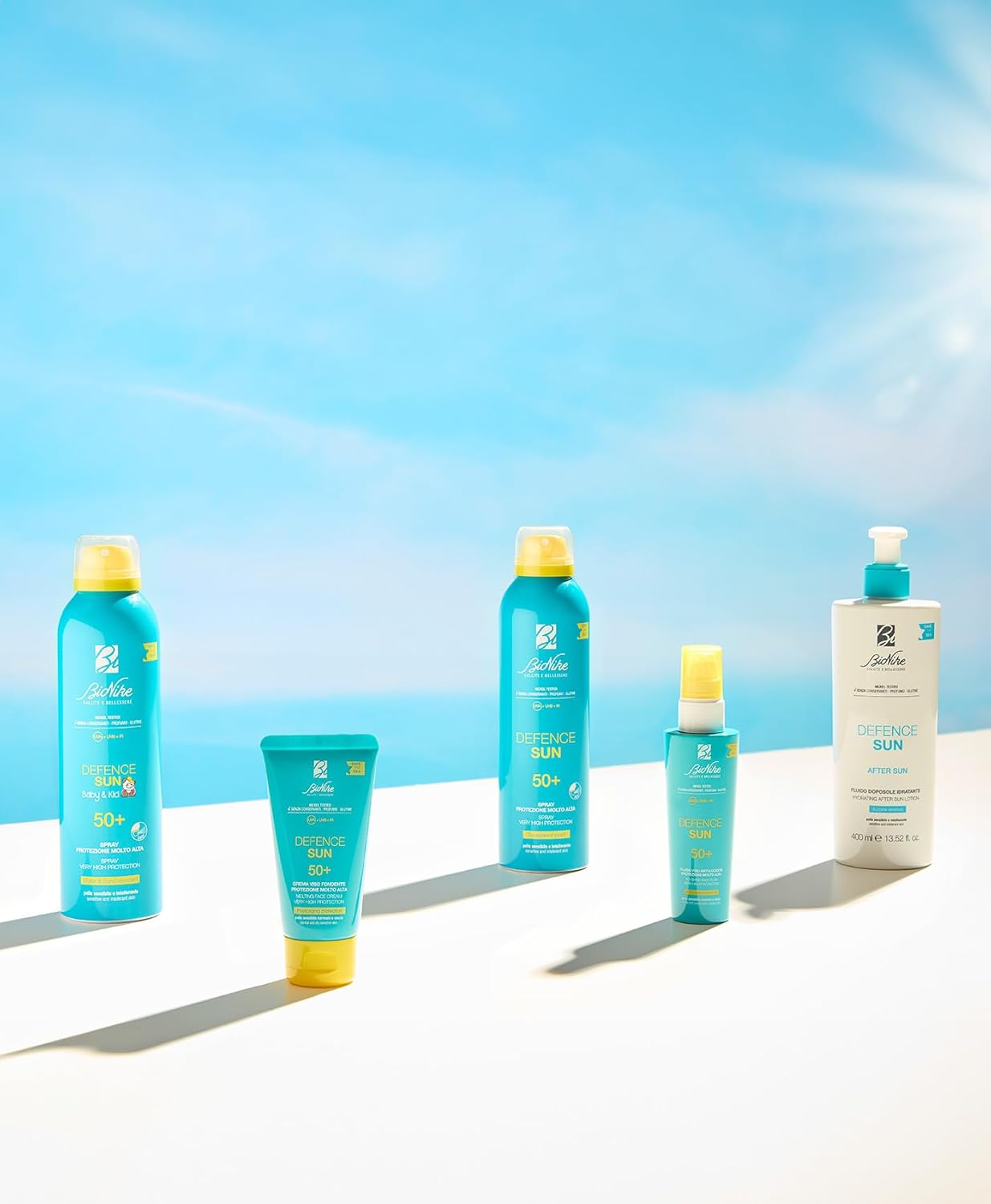 Defence Sun Baby & Kid - Latte Solare Fluido per Bambino e Neonato SPF 50+, Azione Protettiva, Effetto Waterproof e Anti-sabbia, Lenisce e Ripara la Pelle, 200 ml