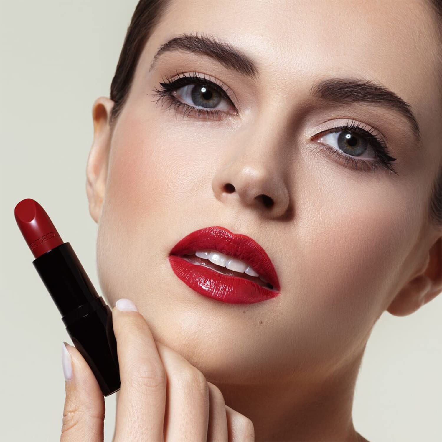 ARTDECO Perfect Color Lipstick - Red - Glide-On Lipstick with Rich Color & Plumping Effect - Creamy, Pearly Finish - Hyaluronic Acid - Long Lasting - Lip Plumper - Lip Care - Makeup - 0.14 Oz