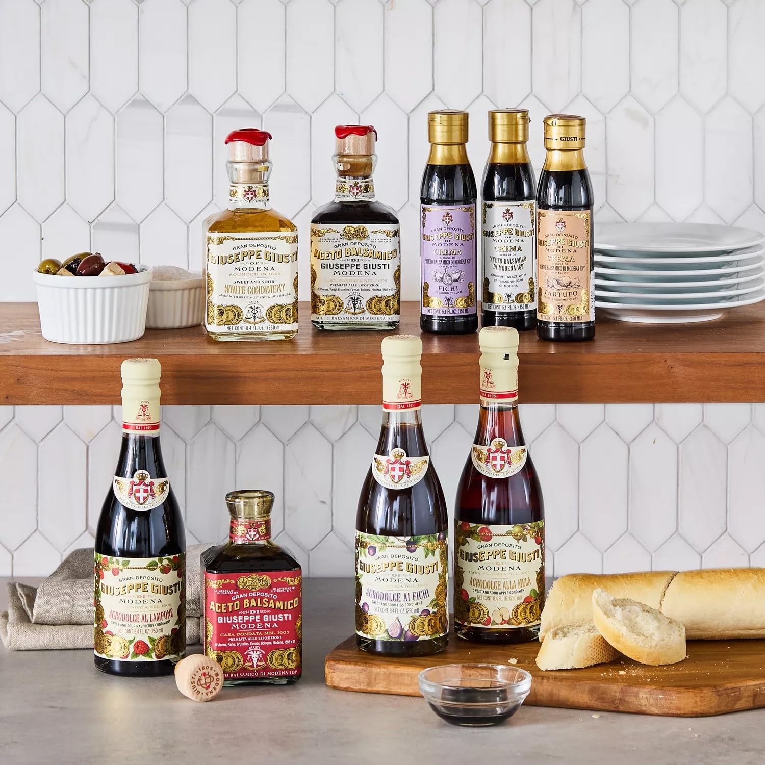 Giuseppe Giusti 4 Gold Medals "Quarto Centenario" Champagnottina In a Gift Box Traditional Balsamic Vinegar of Modena Aged Over 15 Years Old - 100ml