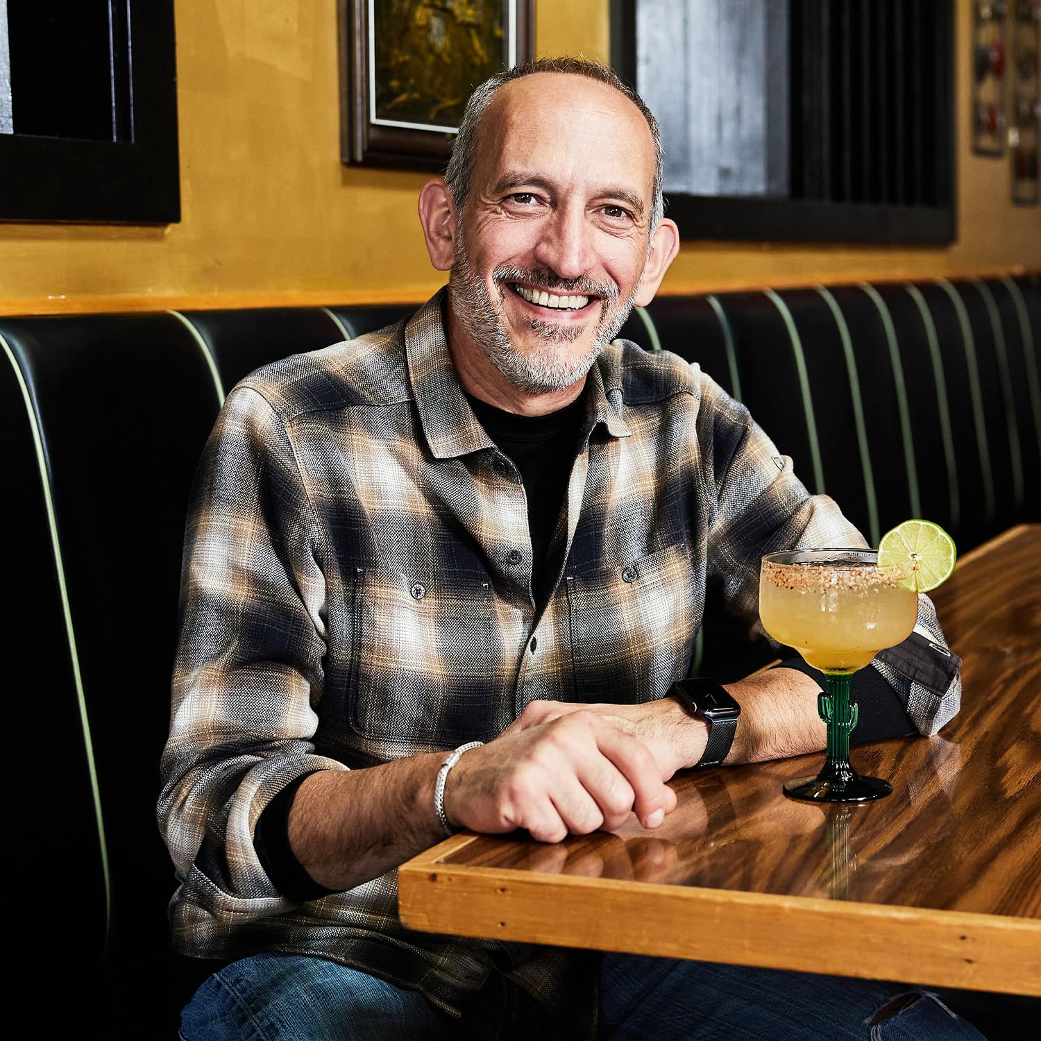 Demitri's Margarita Mix - Concentrated Drink Mixer - No Preservatives, Gluten, Or High Fructose Corn Syrup - Perfect for Home Brunch Parties & Cocktails - 32oz Bottle (Pack of 1)