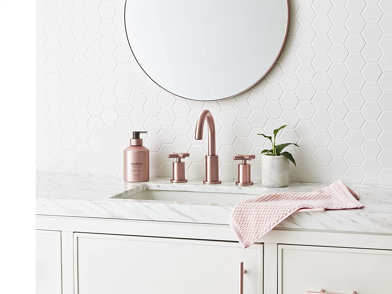 Method Premium Gel Hand Wash, Vanilla + Raspberry, 12 Ounce, 1 pack, Packaging May Vary