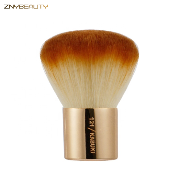 Kabuki Makeup Brush: Gold
