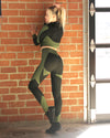 Trois Seamless Leggings & Sports Top 2 Set - Black with Green