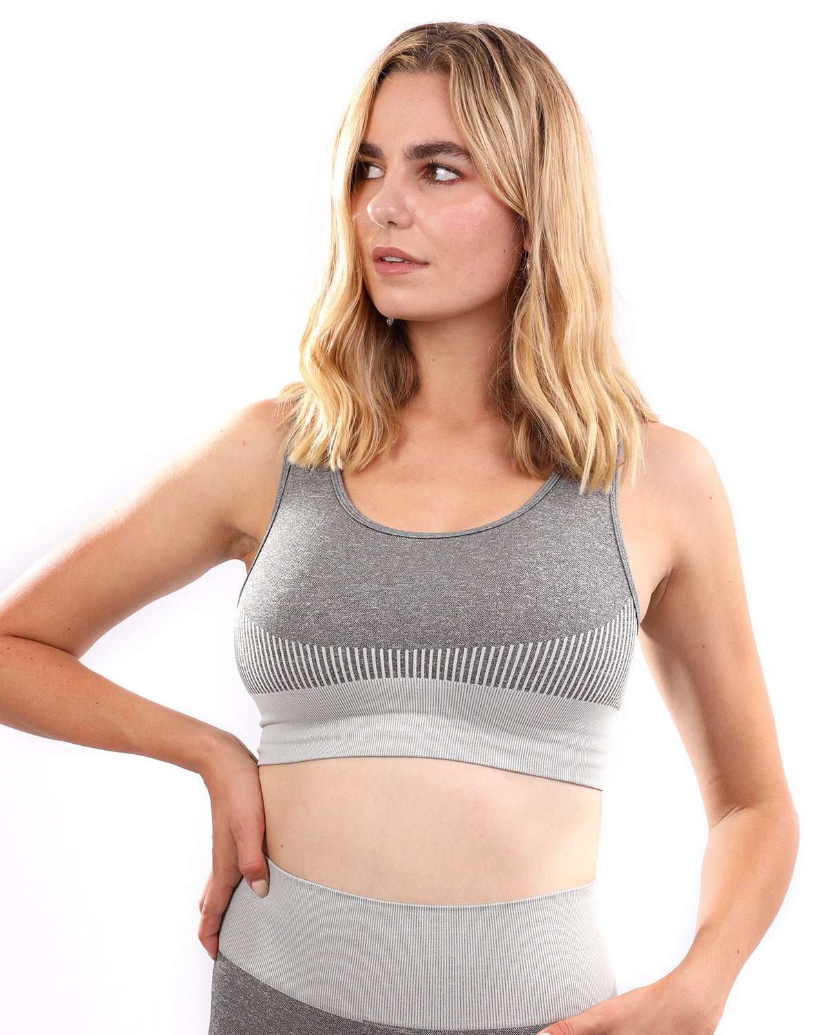 Isalda Seamless Sports Bra - Grey